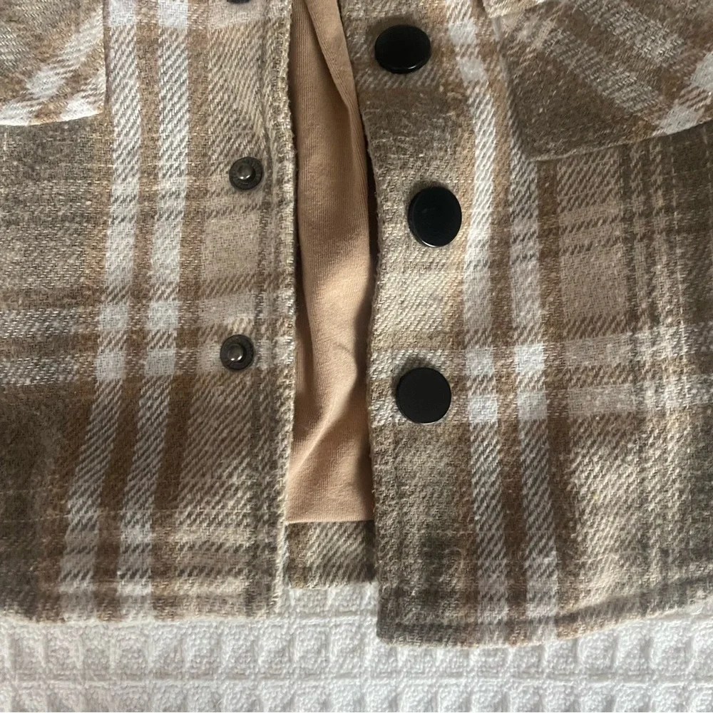 Babysprouts Plaid Hooded Shacket in Beige and Cream 6-12M